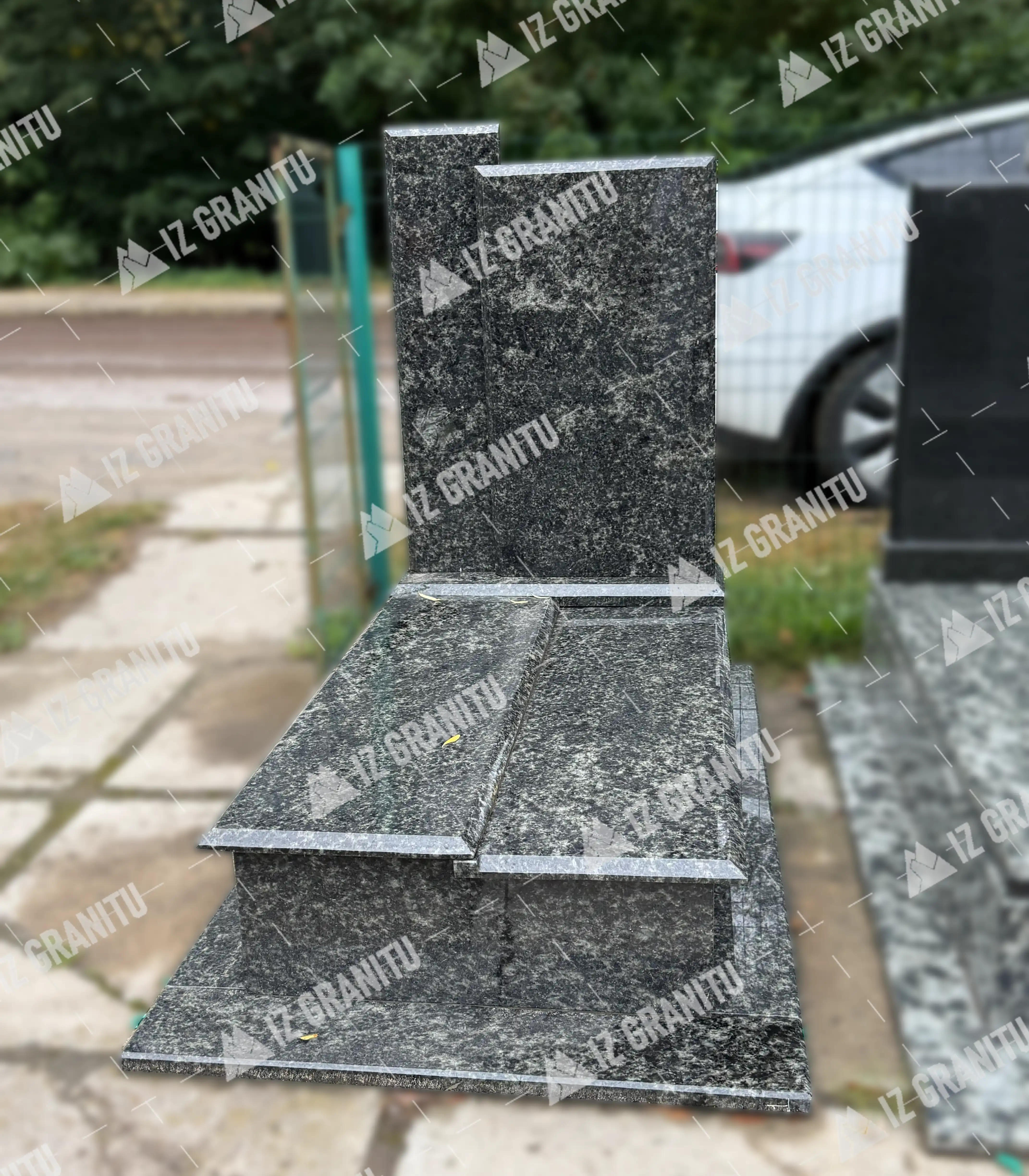 Одинарний пам'ятник 6